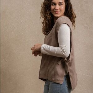 Neuflora Grayson Sweater Vest